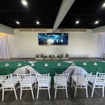 Montaje de mesas Casa Paola